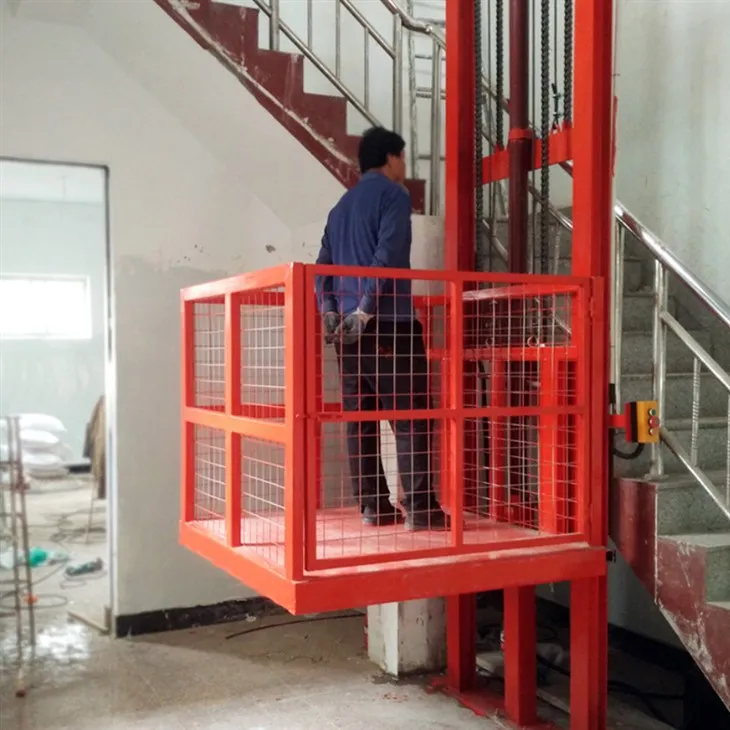 Ascensor industrial de mercaderies
