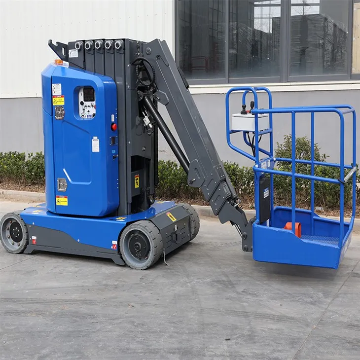 Elevador de pal vertical autopropulsat amb foc