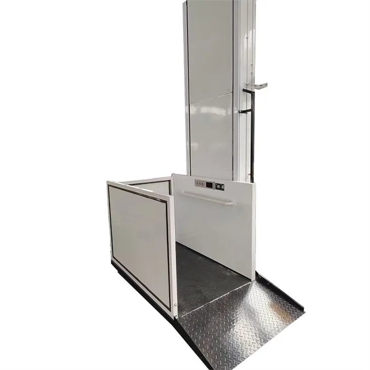 Ascensor de cadires de rodes per a casa fora